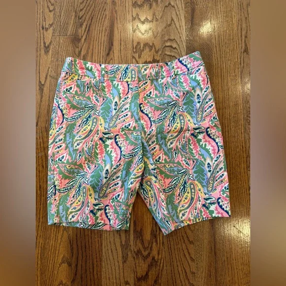 Talbots PERFECT SHORTS 9in BOTANICAL PAISLEY Long Preppy Professional size 6 - Picture 3 of 7